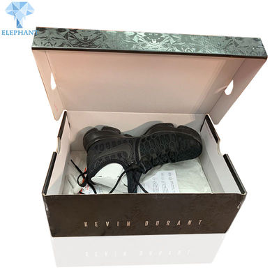 Kraft que empaquetaba el zapato negro acanaló el logotipo impreso modificado para requisitos particulares de las cajas de envío